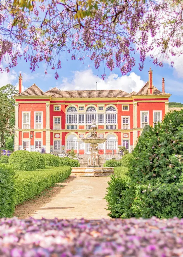 Fronteira Palace in spring