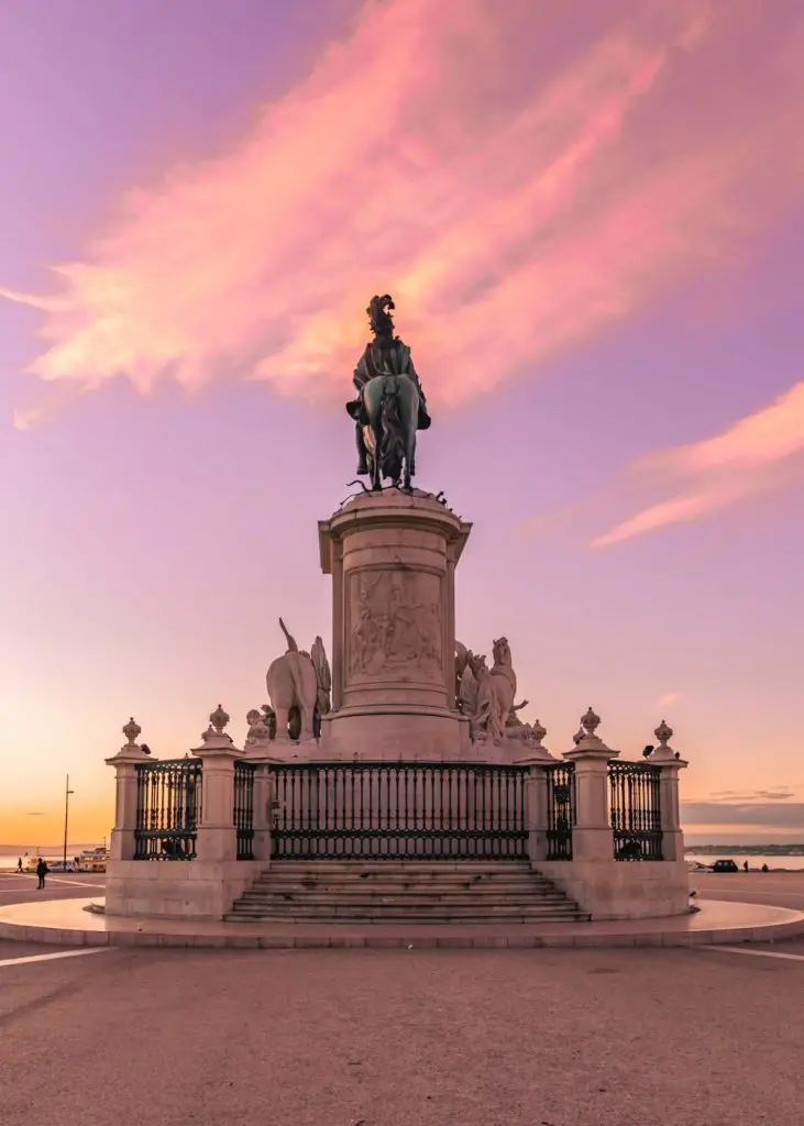 King José I on horseback in Praça do Comércio, Lisbon