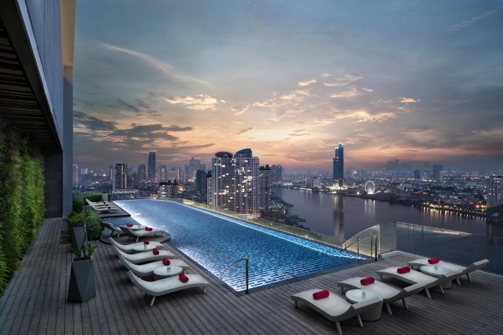 10 Best Luxury Bangkok Hotels With Rooftop Pools (5-Star Stays): Avani Plus Riverside Bangkok Hotel