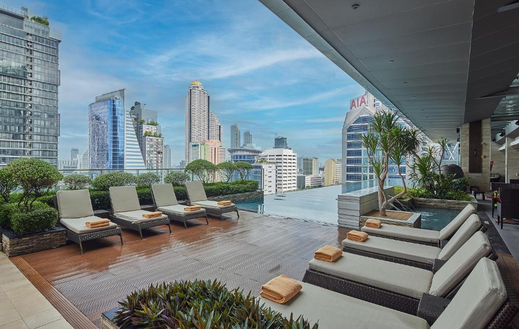 10 Best Luxury Bangkok Hotels With Rooftop Pools (5-Star Stays): Eastin Grand Hotel Sathorn