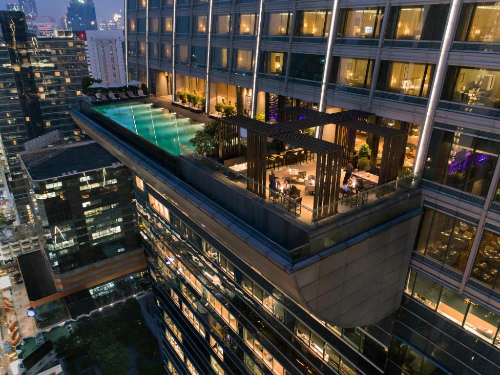 10 Best Luxury Bangkok Hotels With Rooftop Pools (5-Star Stays): The Okura Prestige Bangkok
