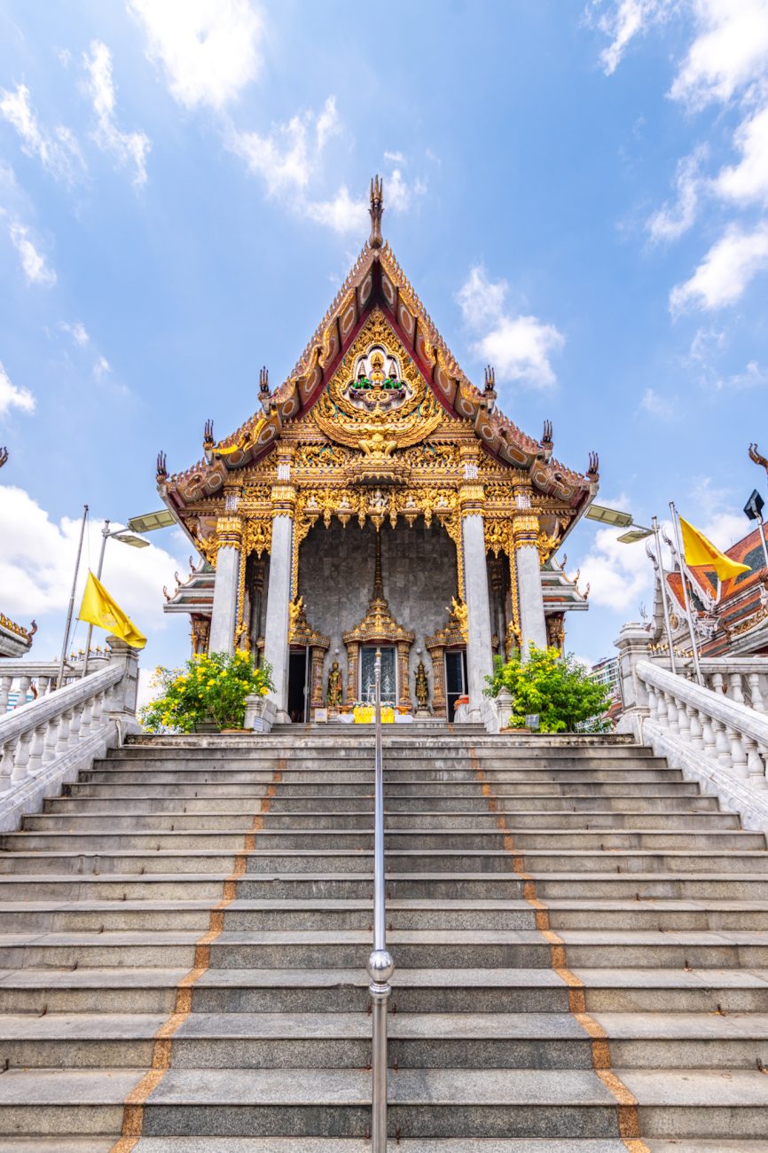 Wat Hua Lamphong is one of the hidden gems in Bangkok