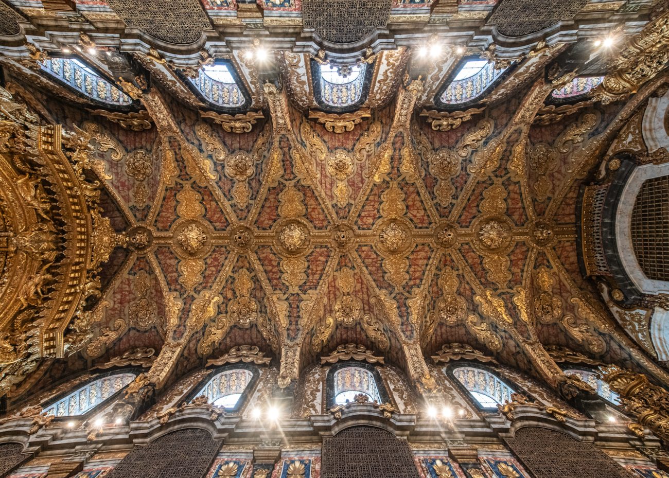 Igreja de Santa Clara in Porto, Portugal