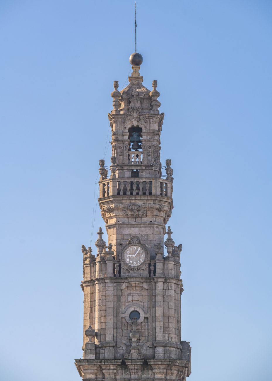 Torre dos Clérigos in Porto