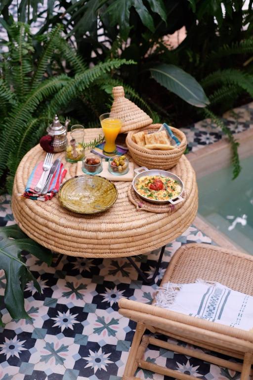 best riads in Marrakech for relaxing by the pool