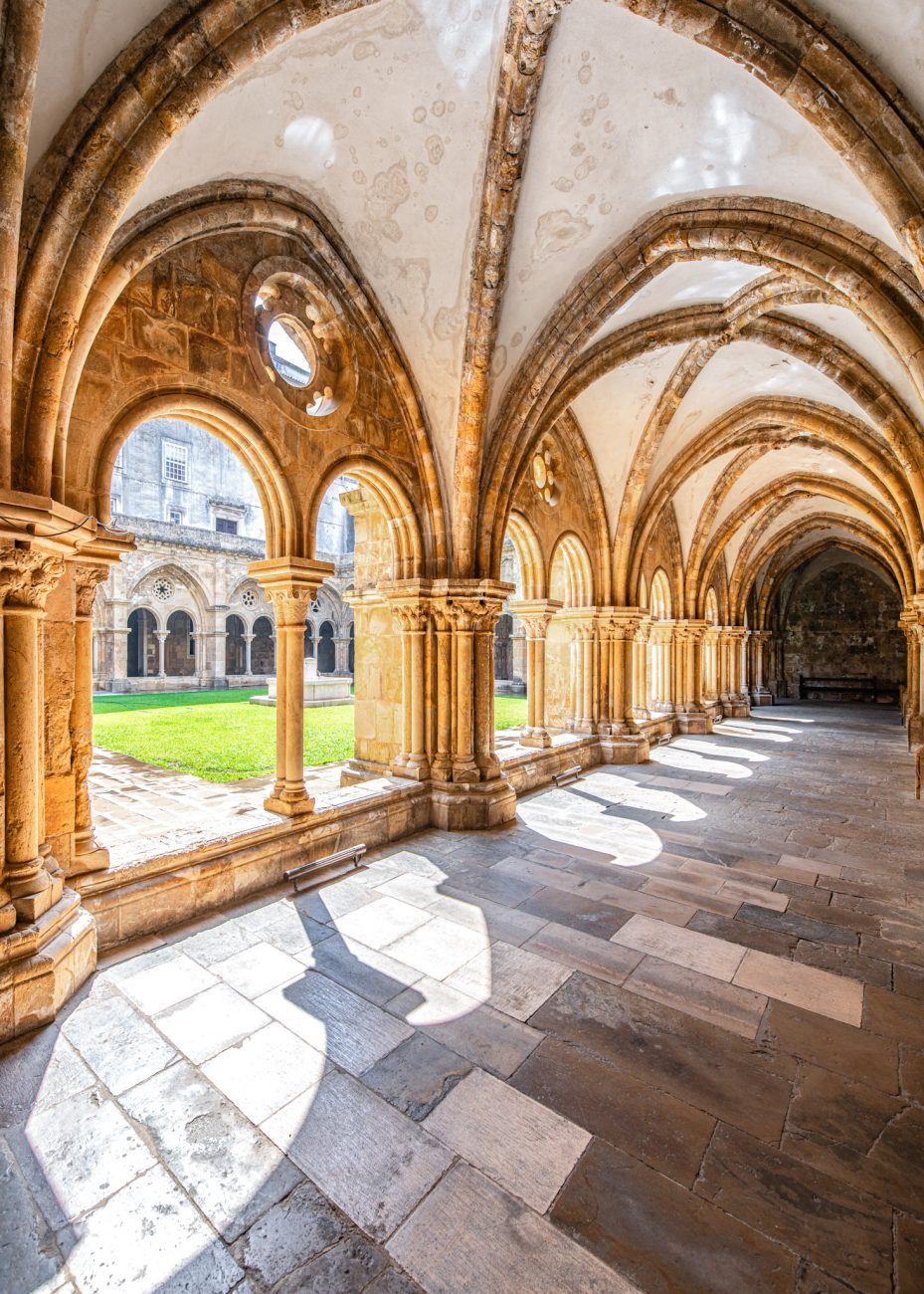 Sé Velha Cathedral Coimbra courtyard