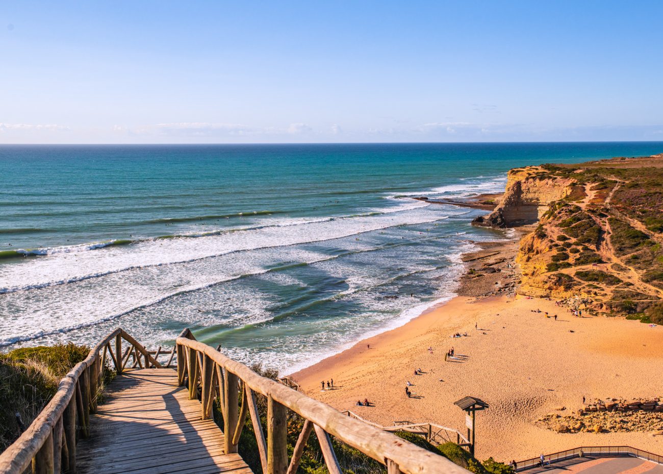 What is the worst time to visit Lisbon?