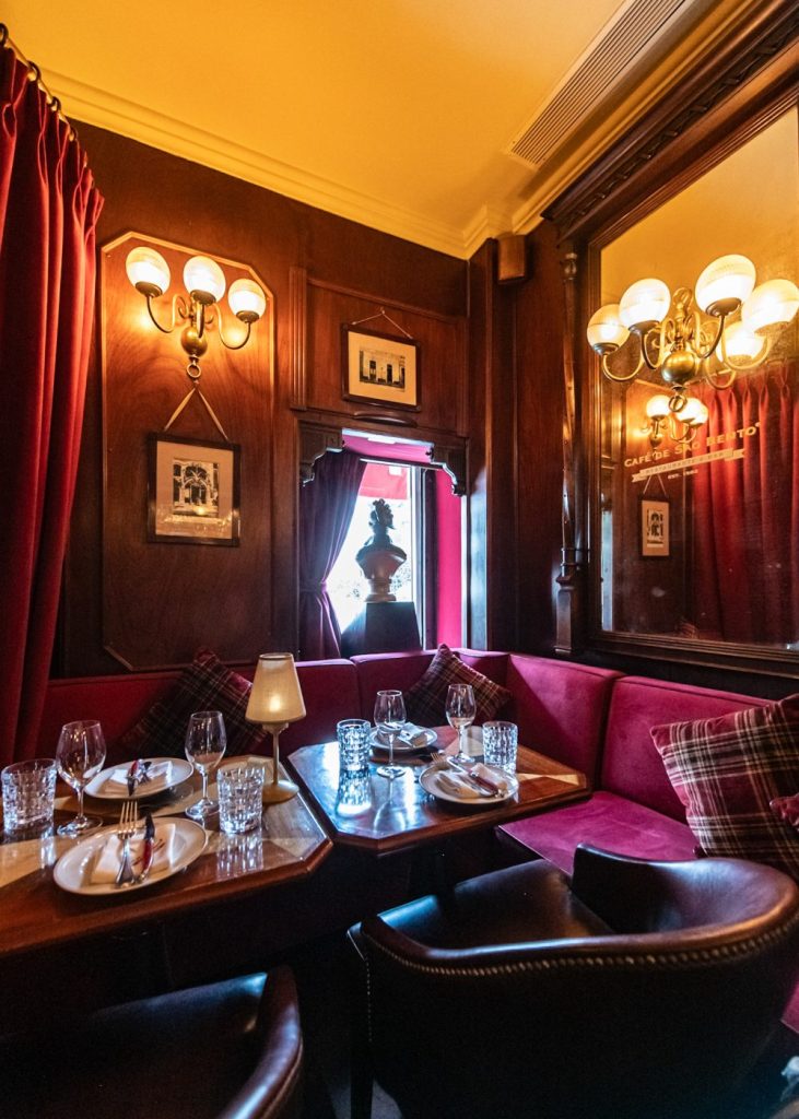 Café de São Bento - Lisbon’s Historical Restaurants 