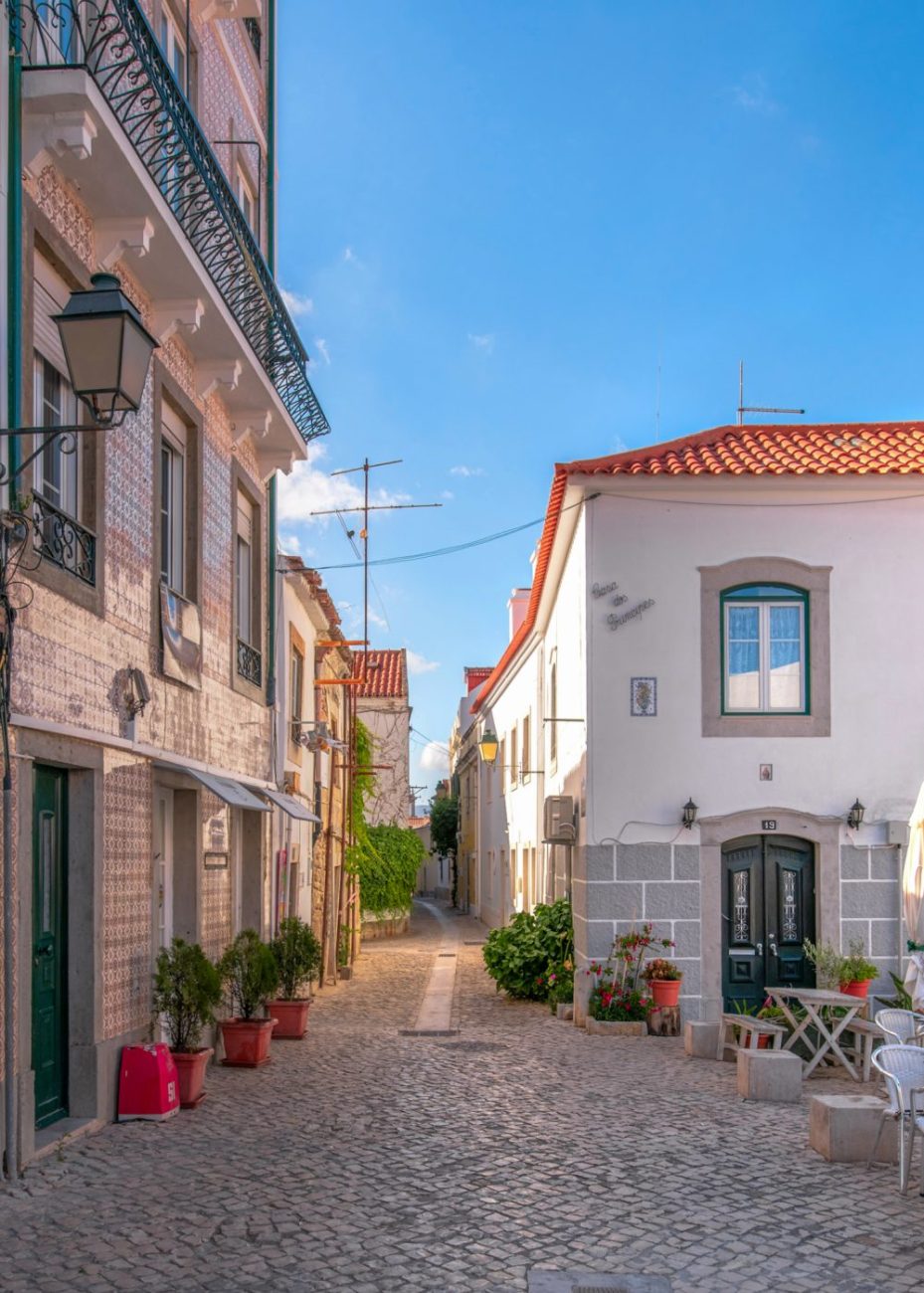 How to visit Cascais from Lisbon