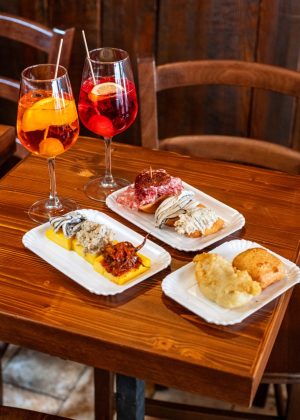 Bàcari in Venice Explained: The Local Ritual Most Visitors Miss