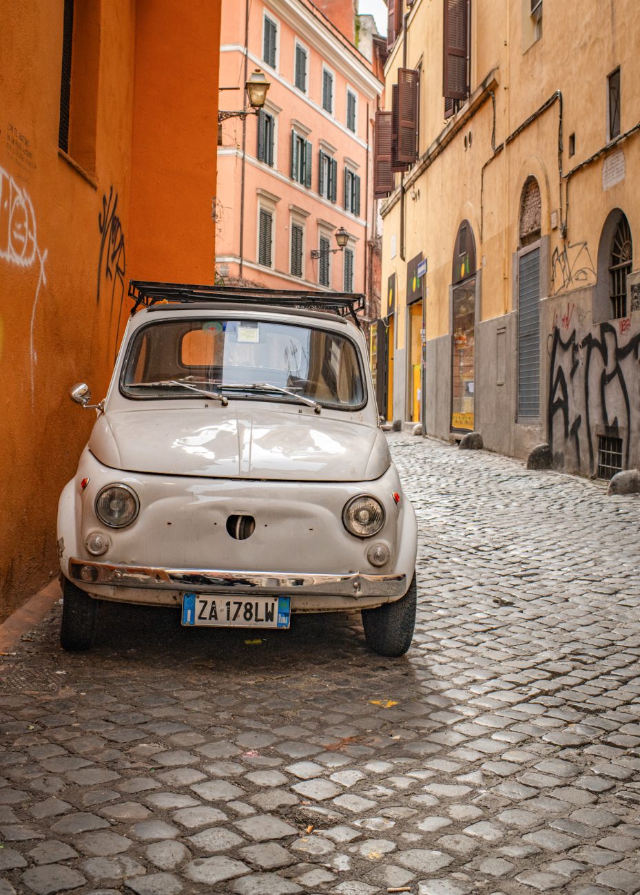 Picturesque corners of Rome