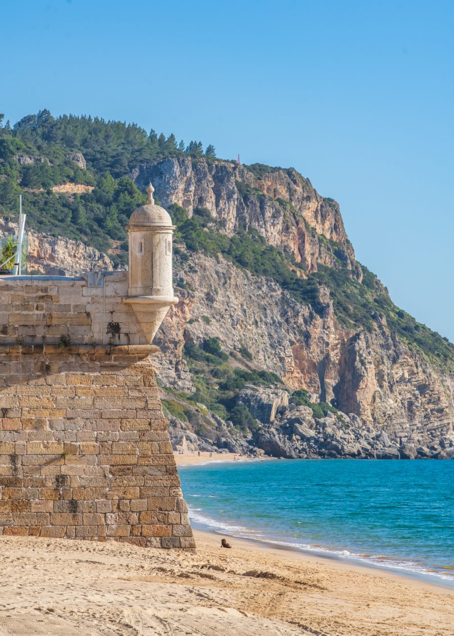 Praia da Califórnia in Sesimbra