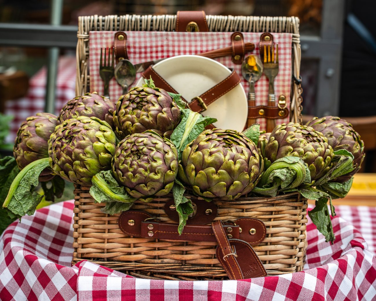 Aperitivo in Trastevere, a local Rome experience