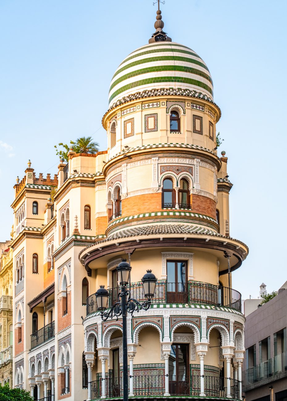 Seville architecture Edificio de La Adriática